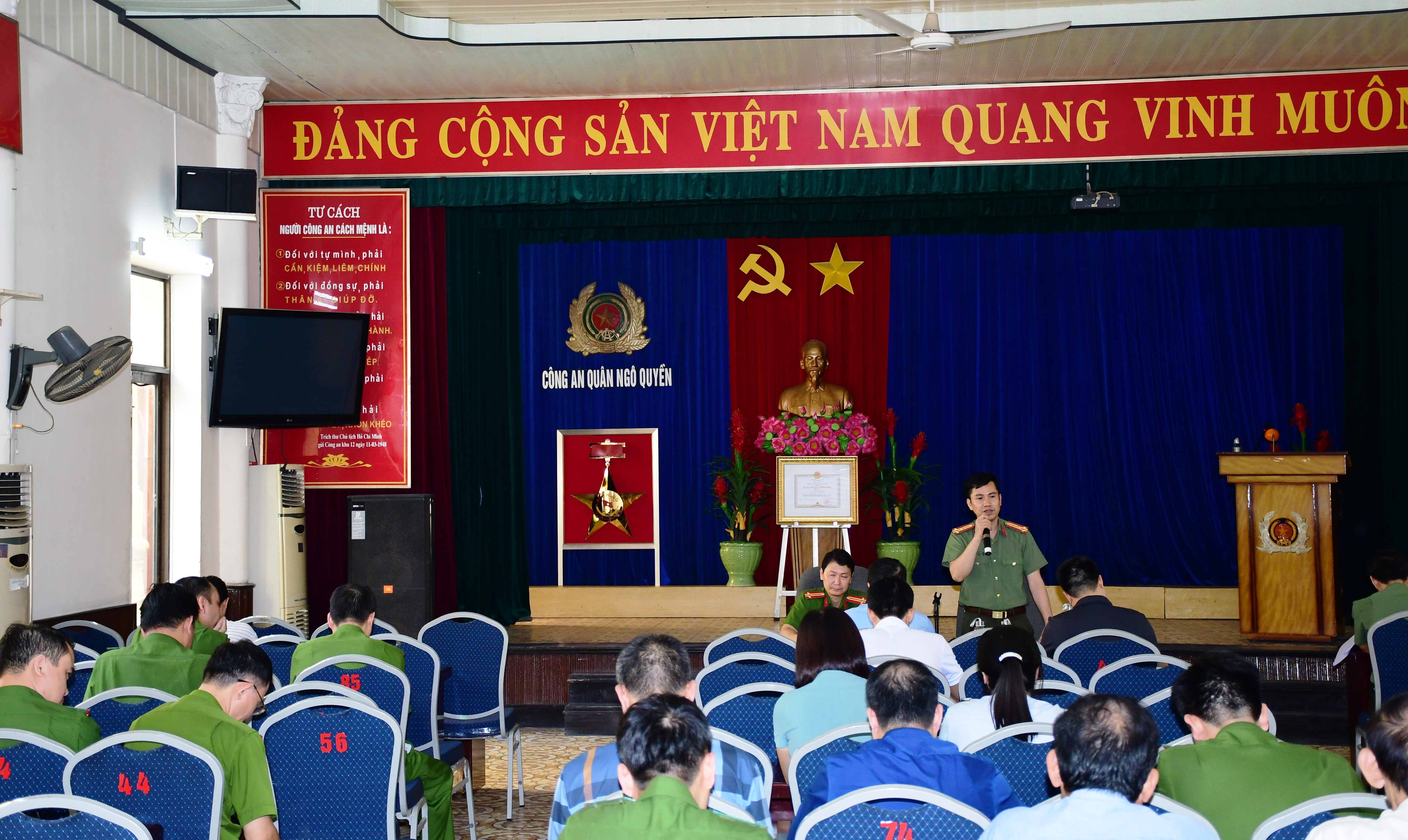 Khảo sát công tác quản lý, xây dựng lực lượng Bảo vệ dân phố tại quận Ngô Quyền